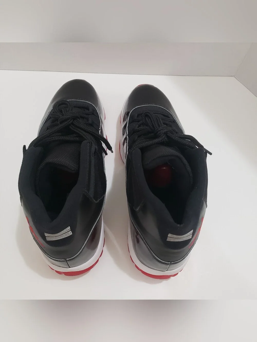 Nike Air Jordan 11 Retro Bred 2019 Men’s Size 12 Black Red 378037-061 OG Box